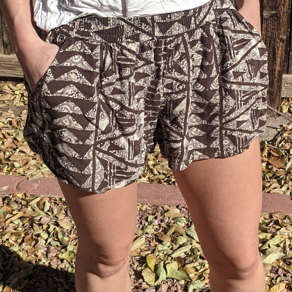 SOLD Flowy Geometric Lightweight Shorts